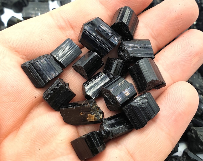 Black Tourmaline,Tourmaline,Tourmaline Crystals,TourmalineStone,Black TourmalineCrystals,Healing Tourmaline,Energy Stones,800 Grams