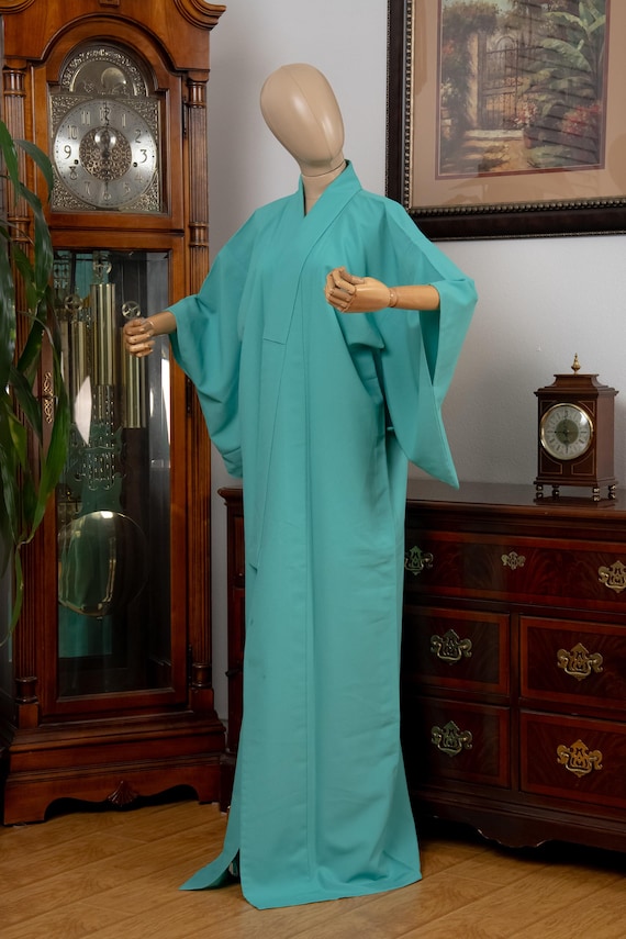 DEAR VANILLA Authentic Traditional Japanese Iromuji Kimono for Women Vintage Robe Made in Japan Genuine Original KMI-0193