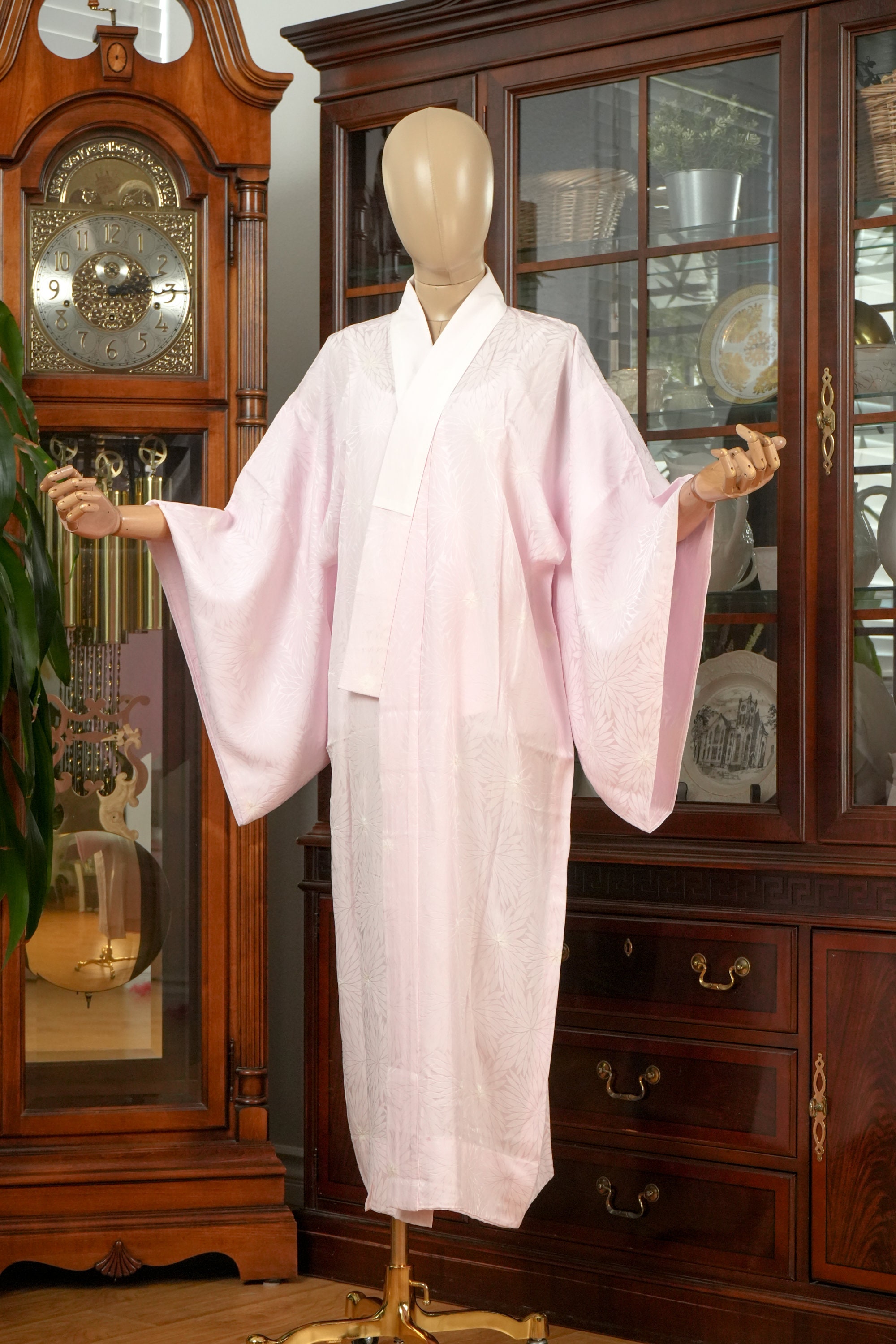 Contemporary nagajuban design showcasing modern traditional Japanese undergarment with authentic styling and high-quality construction for kimono wearing