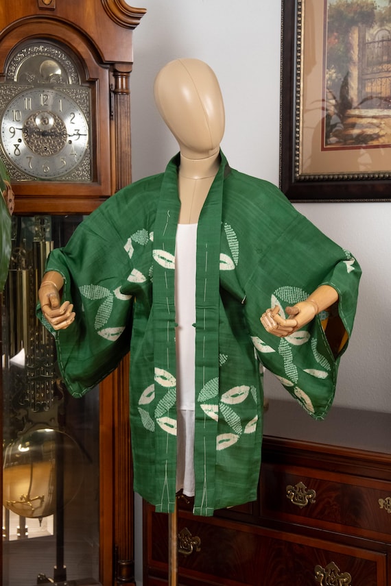 DEAR VANILLA Authentic Japanese Haori for Women Traditional Kimono Jacket Vintage Made in Japan HA-0410
