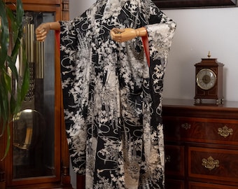 DEAR VANILLA Authentic Traditional Japanese Furisode Kimono for Women Vintage Silk Robe Made in Japan KMF-0356