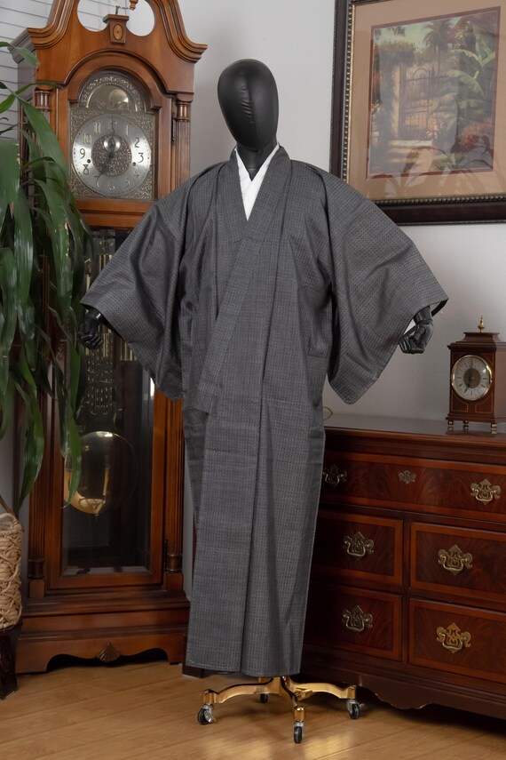 DEAR VANILLA Authentic Vintage Traditional Men's Kimono Japanese Robe Gown Samurai Made in Japan MKM-0172