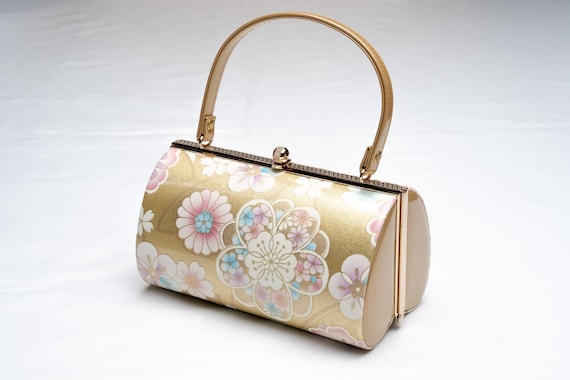 DEAR VANILLA Authentic Japanese Kimono Silk Purse Handbag Vintage Made in Japan PU-0406
