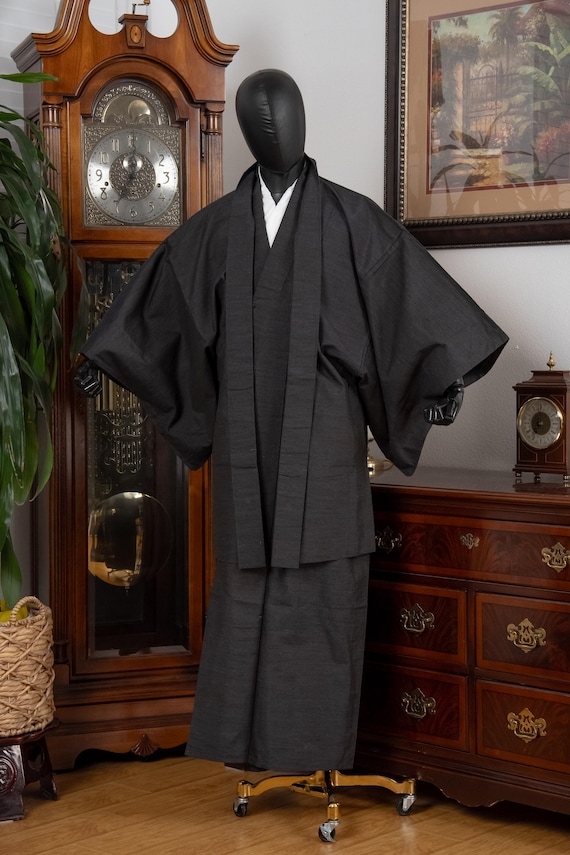 DEAR VANILLA Vintage Traditional Authentic Men's Kimono & Haori Set Japanese Samurai Robe/Jacket Ensemble Dress Genuine Vintage MKE-0184