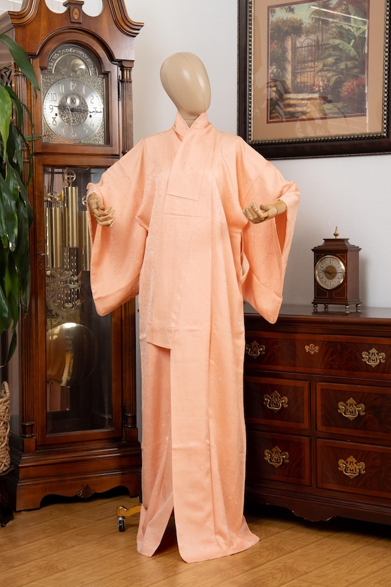 DEAR VANILLA Authentic Traditional Japanese Iromuji Kimono for Women Vintage Robe Made in Japan Original KMI-0156