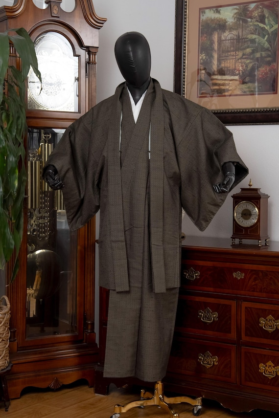 DEAR VANILLA Vintage Traditional Authentic Men's Kimono & Haori Set Japanese Samurai Robe/Jacket Ensemble Dress Genuine Vintage MKE-0207