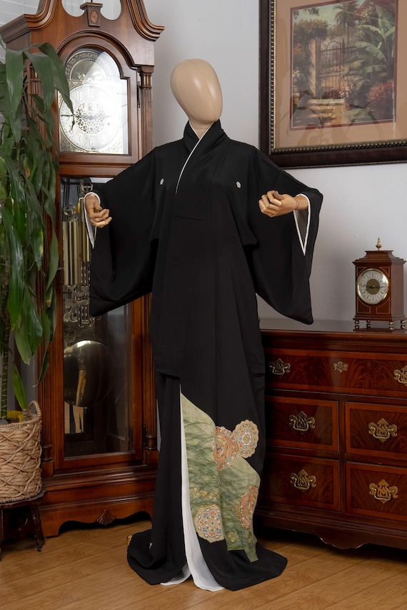 DEAR VANILLA Authentic Traditional Japanese Tomesode Silk Kimono for Women Vintage Robe Made in Japan KMT-0239