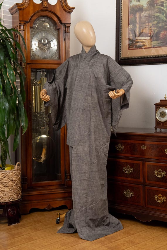 DEAR VANILLA Authentic Traditional Japanese Kimono for Women Vintage Dress Robe Made in Japan Genuine Original KM-0584