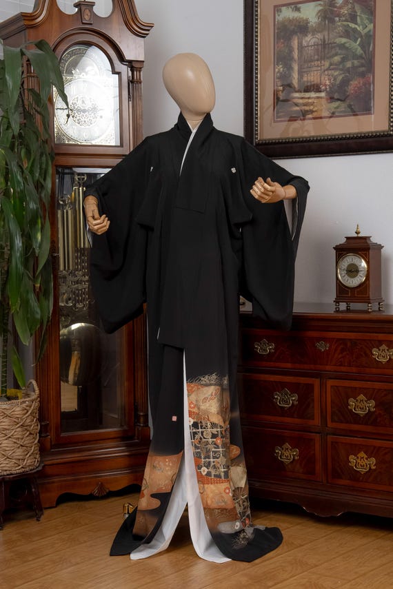 DEAR VANILLA Authentic Traditional Japanese Tomesode Silk Kimono for Women Vintage Robe Made in Japan KMT-0238