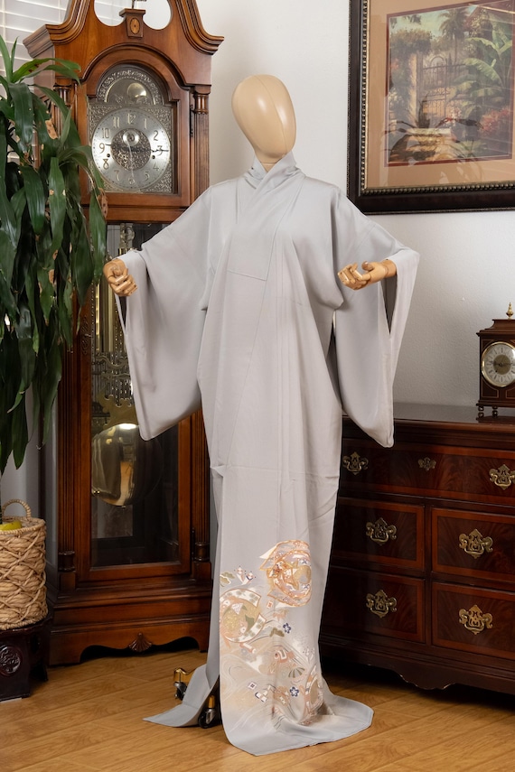 DEAR VANILLA Authentic Traditional Japanese Tomesode Kimono for Women Vintage Silk Robe Made in Japan KMT-0200