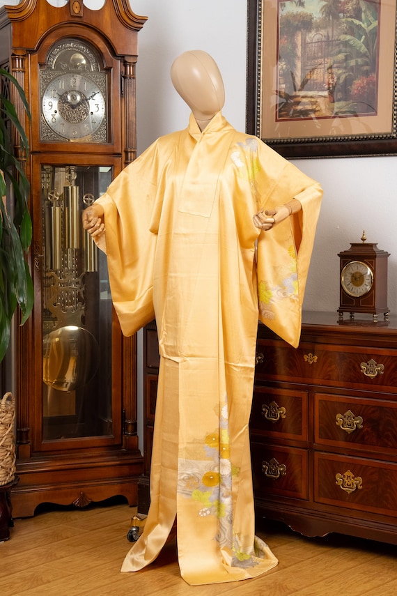 DEAR VANILLA Authentic Traditional Japanese Homongi Kimono for Women Vintage Silk Robe Made in Japan KMH-0120