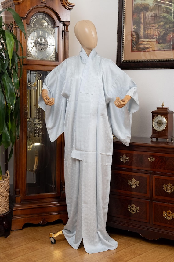 DEAR VANILLA Authentic Traditional Japanese Iromuji Kimono for Women Vintage Robe Made in Japan Original KMI-0160
