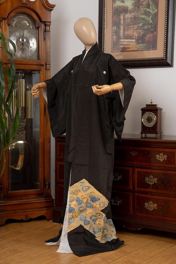 DEAR VANILLA Authentic Traditional Japanese Tomesode Silk Kimono for Women Vintage Robe Made in Japan KMT-0251