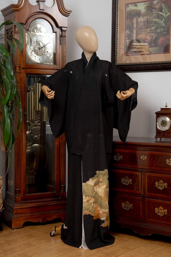 DEAR VANILLA Authentic Traditional Japanese Tomesode Silk Kimono for Women Vintage Robe Made in Japan KMT-0232