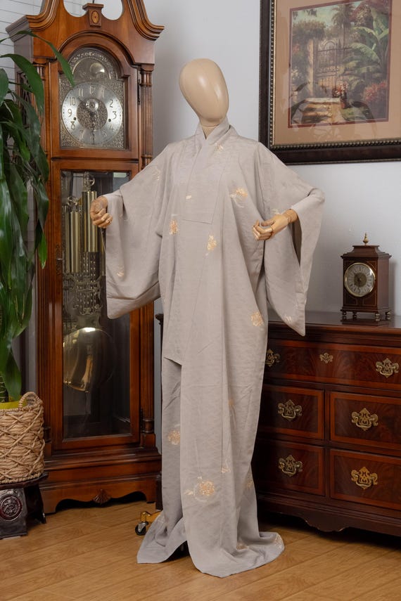 DEAR VANILLA Authentic Traditional Japanese Kimono for Women Vintage Dress Robe Made in Japan Genuine Original KM-0613