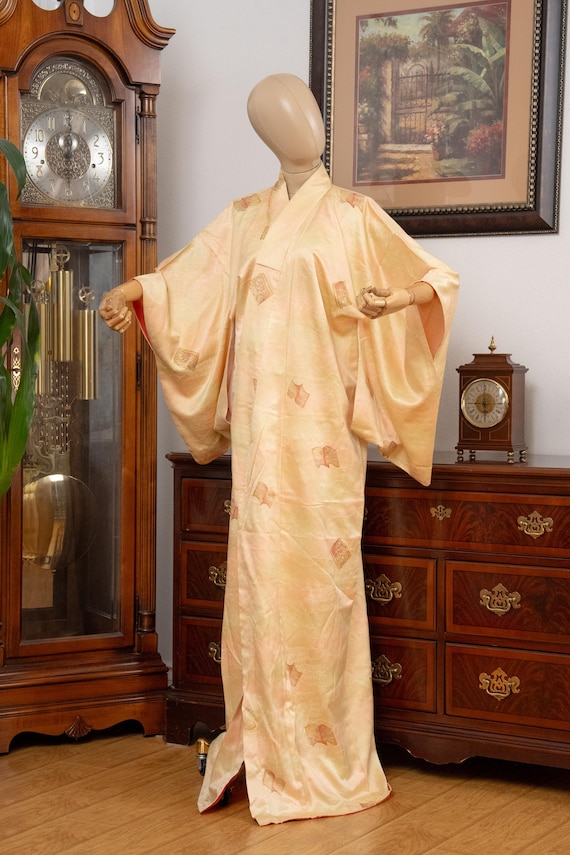 DEAR VANILLA Authentic Traditional Japanese Kimono for Women Vintage Dress Robe Made in Japan Genuine Original KM-0649