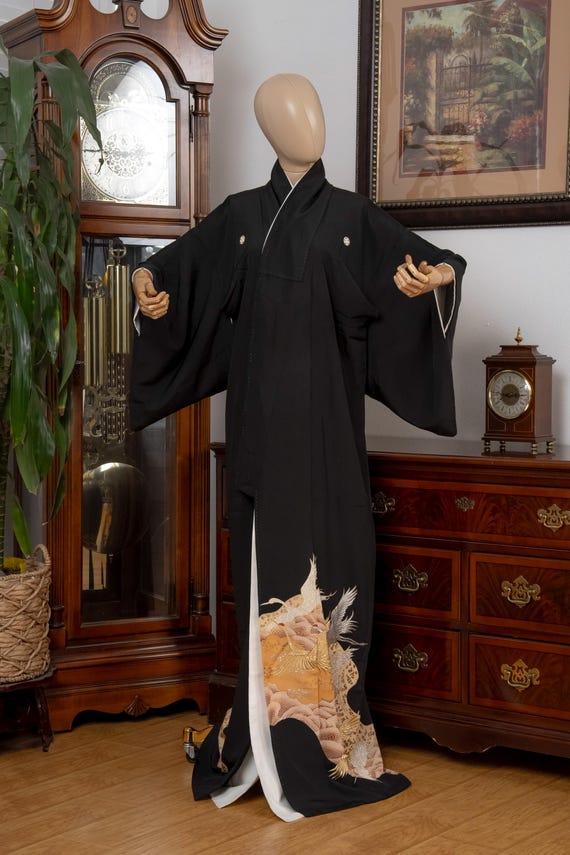 DEAR VANILLA Authentic Traditional Japanese Tomesode Silk Kimono for Women Vintage Robe Made in Japan KMT-0241