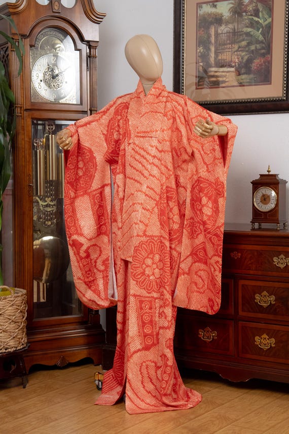 DEAR VANILLA Authentic Traditional Japanese Furisode Kimono for Women Vintage Silk Robe Made in Japan KMF-0319