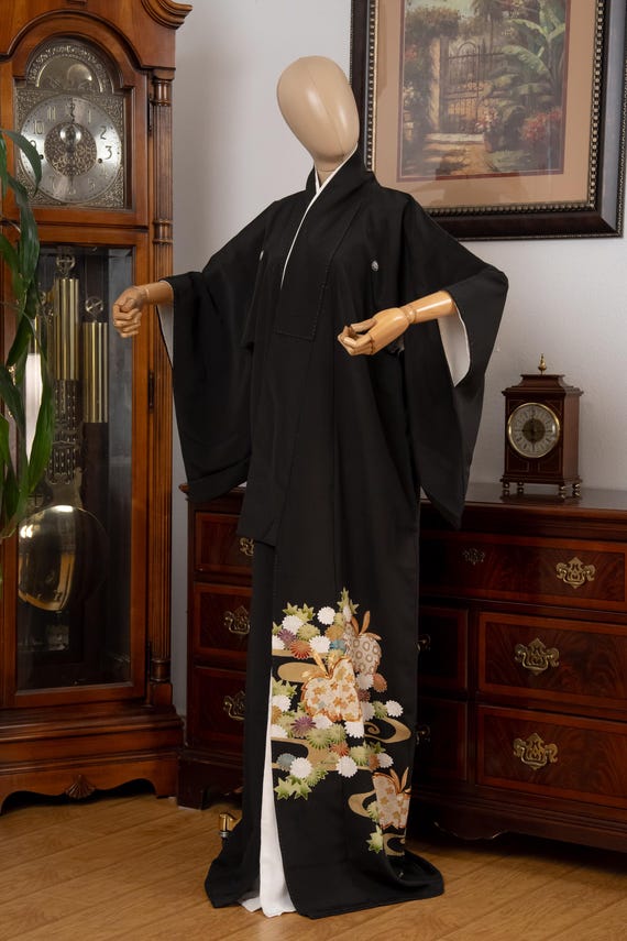 DEAR VANILLA Authentic Traditional Japanese Tomesode Silk Kimono for Women Vintage Robe Made in Japan KMT-0250