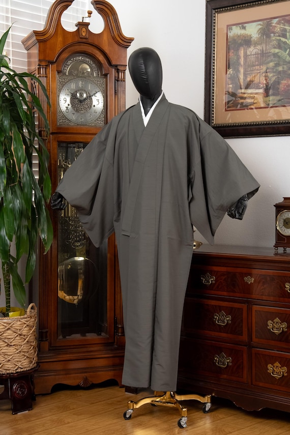 DEAR VANILLA Authentic Vintage Traditional Men's Kimono Japanese Robe Gown Samurai Made in Japan MKM-0184