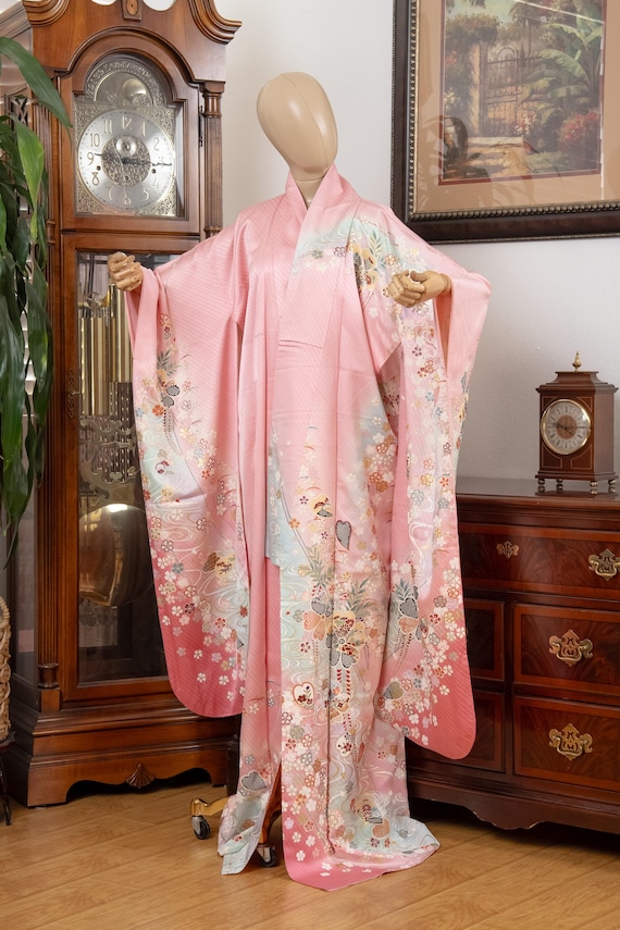 DEAR VANILLA Authentic Traditional Japanese Furisode Kimono for Women Vintage Silk Robe Made in Japan KMF-0294