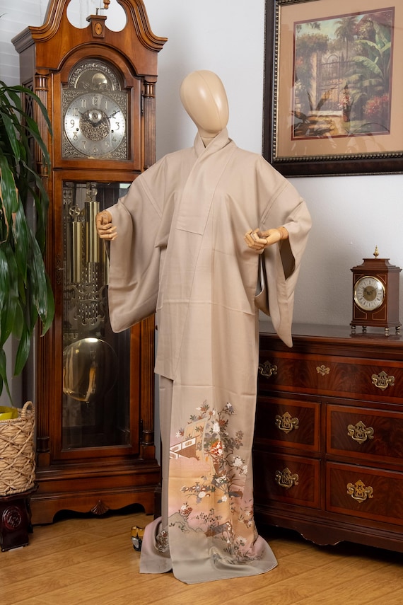 DEAR VANILLA Authentic Traditional Japanese Tomesode Kimono for Women Vintage Silk Robe Made in Japan KMT-0207
