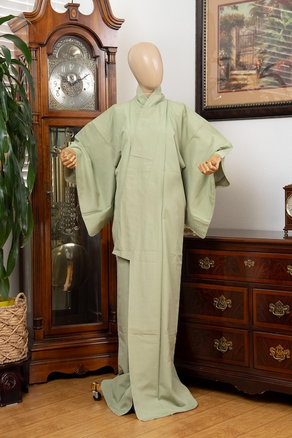 DEAR VANILLA Authentic Traditional Japanese Iromuji Kimono for Women Vintage Robe Made in Japan Original KMI-0154