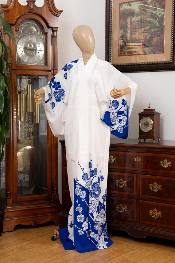 DEAR VANILLA Authentic Traditional Japanese Kimono for Women Vintage Dress Robe Made in Japan Genuine Original KM-0610