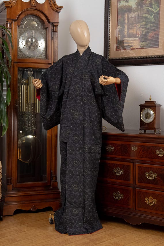 DEAR VANILLA Authentic Traditional Japanese Kimono for Women Vintage Dress Robe Made in Japan Genuine Original KM-0573