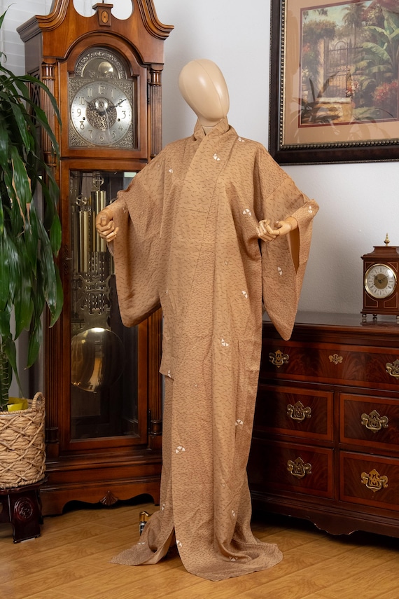 DEAR VANILLA Authentic Traditional Japanese Kimono for Women Vintage Dress Robe Made in Japan Genuine Original KM-0587