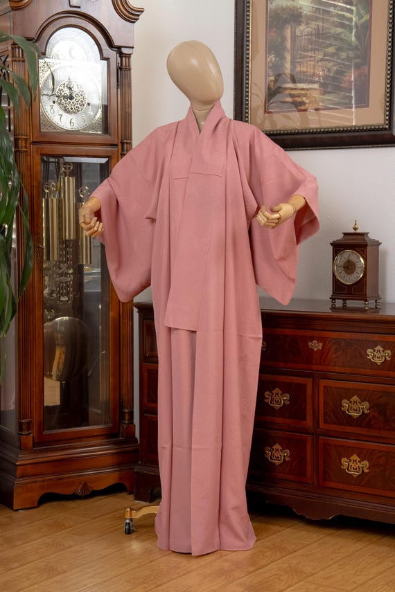 DEAR VANILLA Authentic Traditional Japanese Iromuji Kimono for Women Vintage Robe Made in Japan Genuine Original KMI-0180