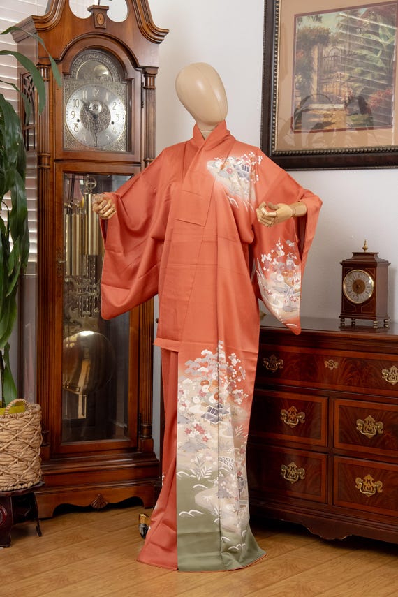 DEAR VANILLA Authentic Traditional Japanese Homongi Kimono for Women Vintage Silk Robe Made in Japan KMH-0130