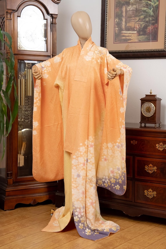 DEAR VANILLA Authentic Traditional Japanese Furisode Kimono for Women Vintage Silk Robe Made in Japan KMF-0349