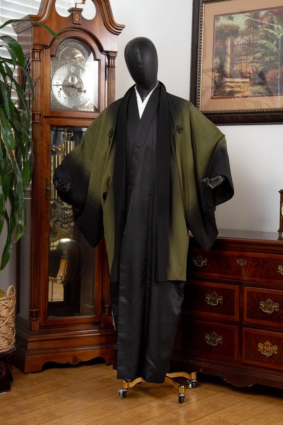 DEAR VANILLA Vintage Traditional Authentic Men's Kimono & Haori Set Japanese Samurai Robe/Jacket Ensemble Dress Genuine Vintage MKE-0187