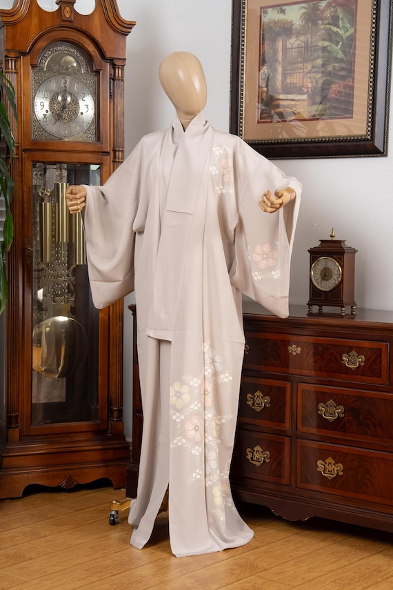 DEAR VANILLA Authentic Traditional Japanese Kimono for Women Vintage Dress Robe Made in Japan Genuine Original KM-0580