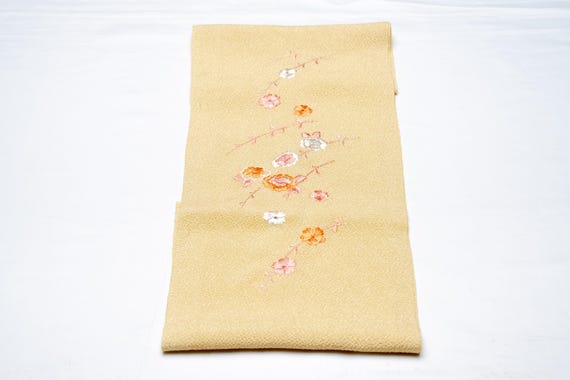 DEAR VANILLA Japanese Shishu HanEri Embroidery Collar Protective/Decorative Layer Kimono SHE-0030