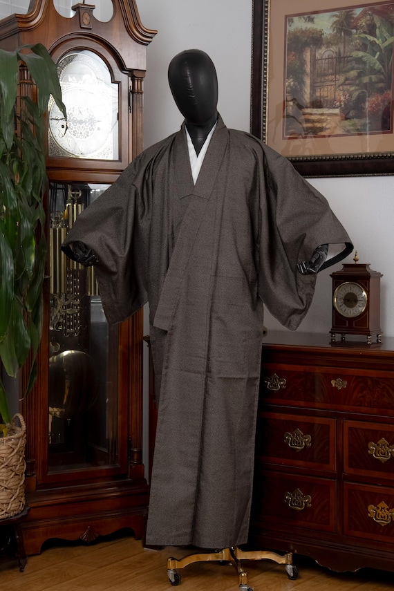DEAR VANILLA Authentic Vintage Traditional Men's Kimono Japanese Robe Gown Samurai Made in Japan MKM-0229