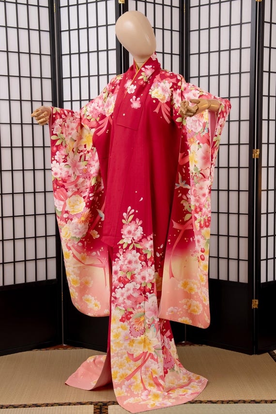 DEAR VANILLA Authentic Traditional Japanese Furisode Kimono for Women Vintage Silk Robe Made in Japan KMF-0341