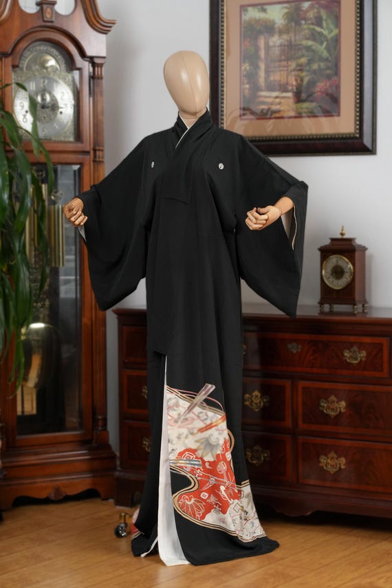 DEAR VANILLA Authentic Traditional Japanese Tomesode Silk Kimono for Women Vintage Robe Made in Japan KMT-0182