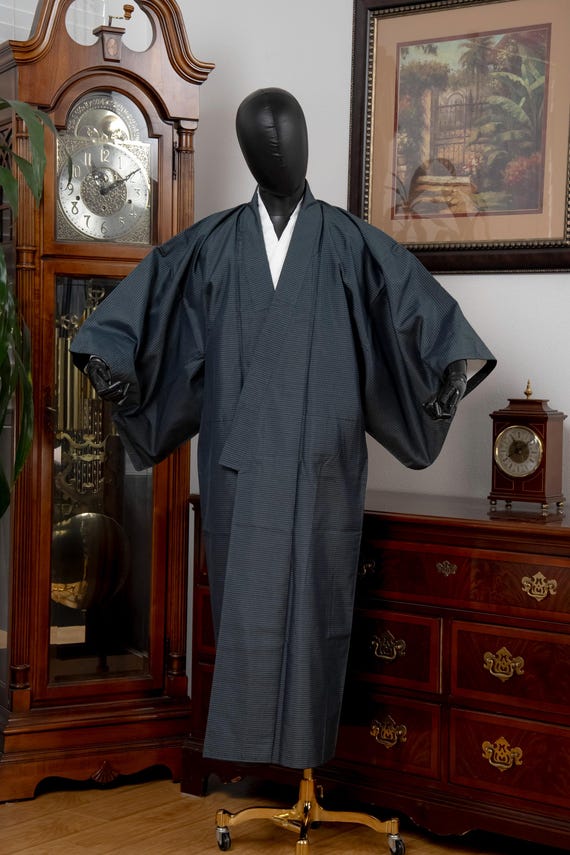 DEAR VANILLA Authentic Vintage Traditional Men's Kimono Japanese Robe Gown Samurai Made in Japan MKM-0225