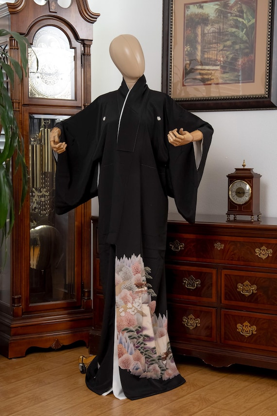 DEAR VANILLA Authentic Traditional Japanese Tomesode Silk Kimono for Women Vintage Robe Made in Japan KMT-0234