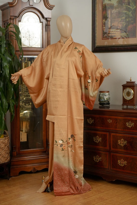 DEAR VANILLA Authentic Traditional Japanese Homongi Kimono for Women Vintage Silk Robe Made in Japan KMH-0094