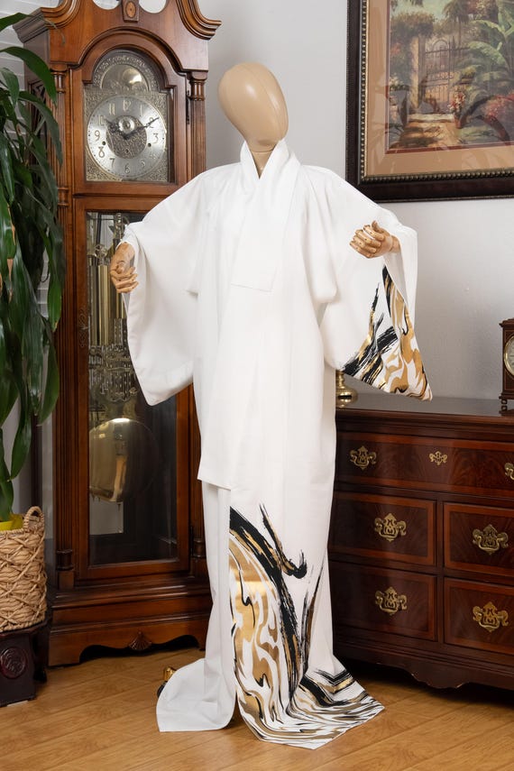 DEAR VANILLA Authentic Traditional Japanese Kimono for Women Vintage Dress Robe Made in Japan Genuine Original KM-0601