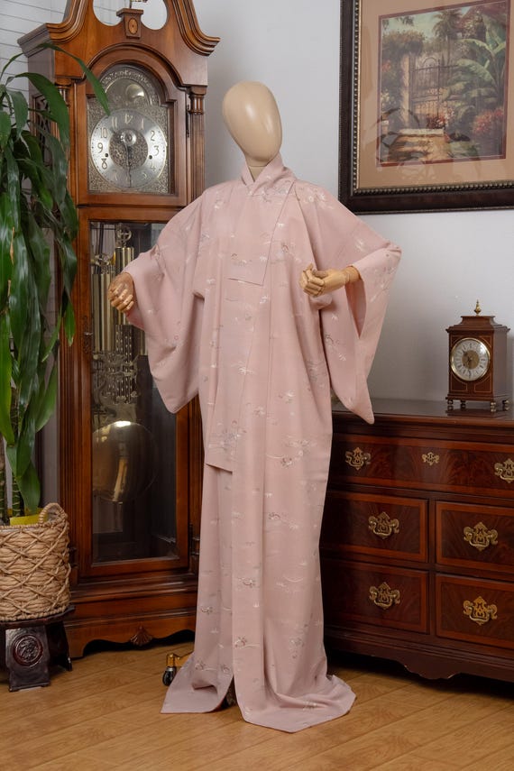 DEAR VANILLA Authentic Traditional Japanese Kimono for Women Vintage Dress Robe Made in Japan Genuine Original KM-0614