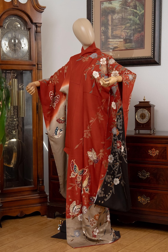 DEAR VANILLA Authentic Traditional Japanese Furisode Kimono for Women Vintage Silk Robe Made in Japan KMF-0359