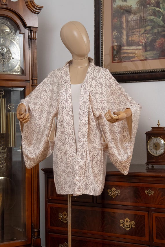 DEAR VANILLA Authentic Japanese Haori for Women Traditional Kimono Jacket Vintage Made in Japan HA-0449