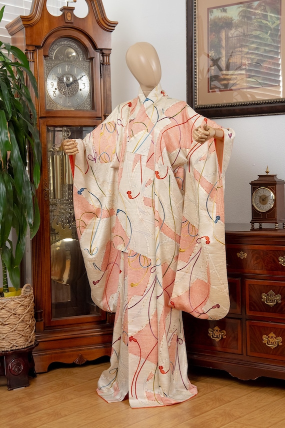 DEAR VANILLA Authentic Traditional Japanese Furisode Kimono for Women Vintage Silk Robe Made in Japan KMF-0283
