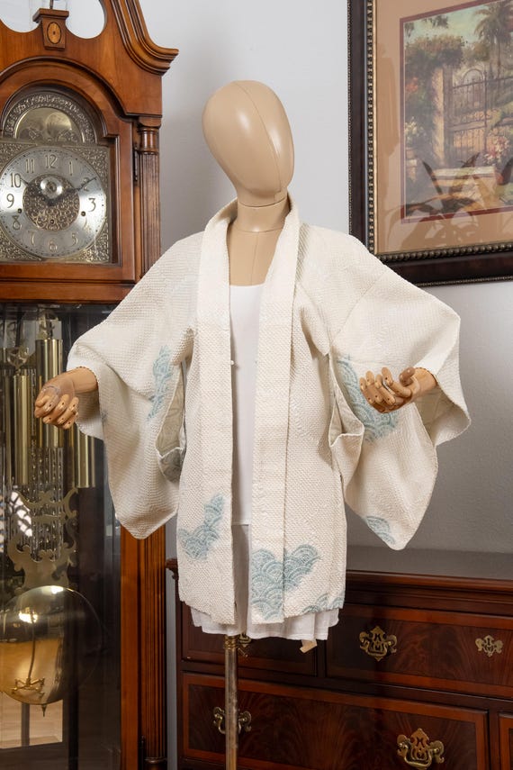 DEAR VANILLA Authentic Japanese Haori for Women Traditional Kimono Jacket Vintage Made in Japan HA-0414