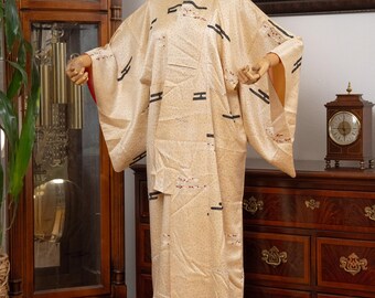DEAR VANILLA Authentic Traditional Japanese Kimono for Women Vintage Dress Robe Made in Japan Genuine Original KM-0646