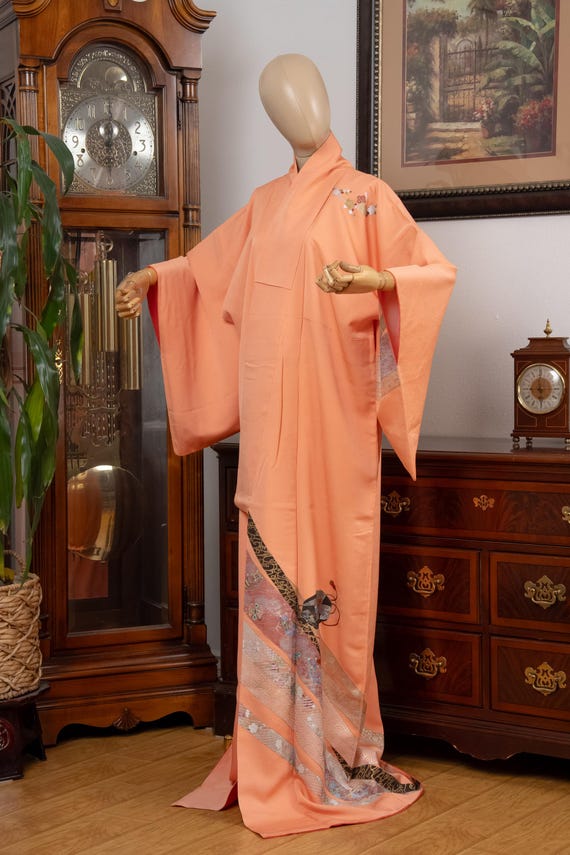 DEAR VANILLA Authentic Traditional Japanese Homongi Kimono for Women Vintage Silk Robe Made in Japan KMH-0142